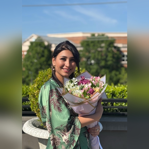 Meet your Posher, Aynur - Picture 3 of 3